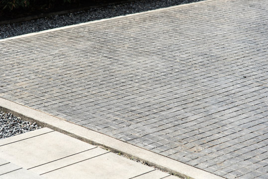 couble stone pavement area