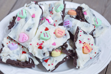 Valentine Oreo Bark