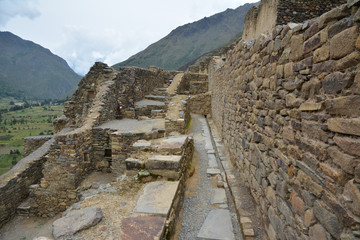 Fototapeta na wymiar Ollantaytambo, old Inca fortress in the Sacred Valley, Peru.