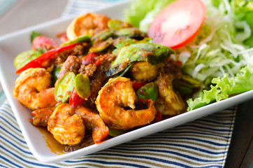 Stir-fried stink bean with shrimp and chili