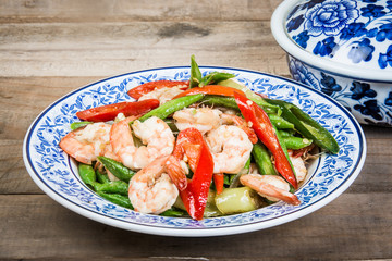 shrimp with  vigna unguiculata subsp and paprika, Thai food