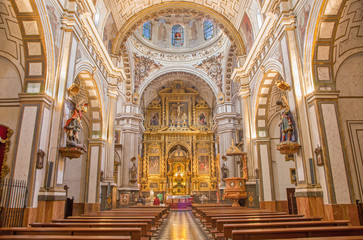 Fototapeta na wymiar GRANADA, SPAIN - MAY 29, 2015: The nave of church Iglesia de los santos Justo y Pastor.