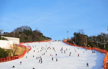 Fotobehang Daemyung Vivaldi Park ski resorts © ETAP