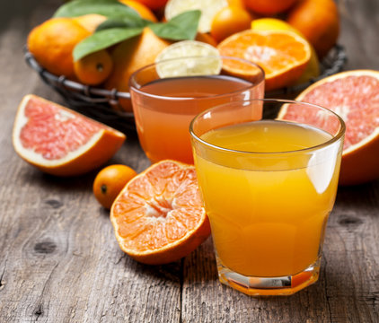 Citrus juices and fresh citrus fruit