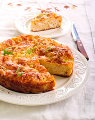 Chicken fillet, cauliflower and cheese quiche