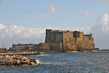 Napoli, lungomare con castel dell'Ovo