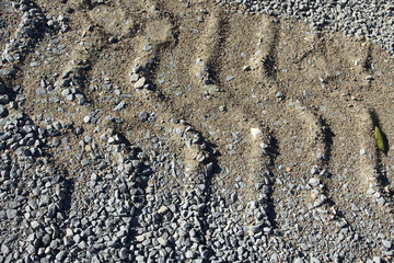 wheel tracks