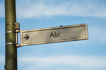 Schild 67 - Abi