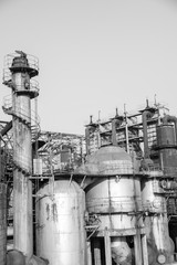 751 old coal-gas factory which was built in 1945 and had provided one third of coal-gas in Beijing was shut down in 2003.