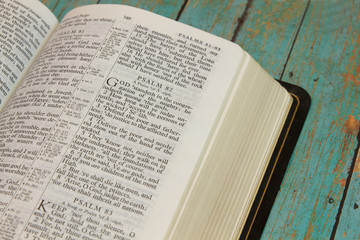 Fototapeta premium Bible opened to the Book of Pslams