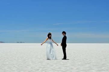 ウユニ塩湖　ウェディング
