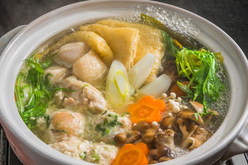 鶏なべちゃんこ　Chicken sumo wrestler's stew Japanese food