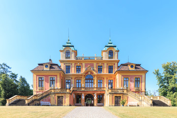 Fototapeta na wymiar path leading to Favourite Palace of Schloss Ludwigsburg