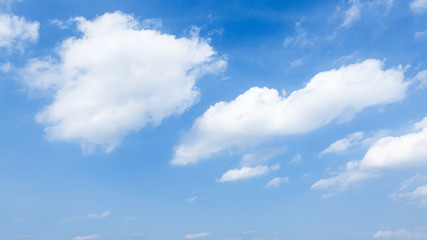 Fototapeta premium white clouds in the blue sky