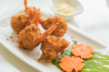fried shrimp with cheese