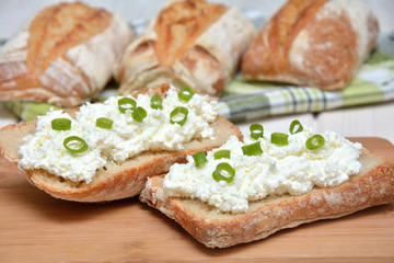 Sandwiches with cottage cheese