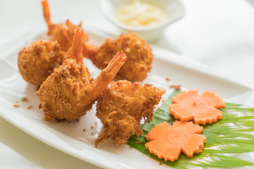 fried shrimp with cheese