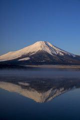 Naklejka na ściany i meble 山中湖より富士山