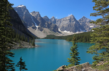 Obraz na płótnie Canvas Spectacular Lake Moraine, located in Banff National Park, Alberta, Canada..