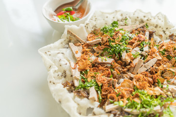 Vietnamese pizza