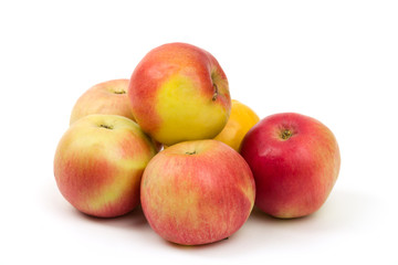 Fototapeta na wymiar fresh juicy red and yellow apples isolated