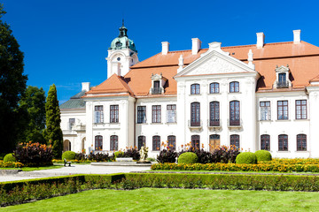 Fototapeta na wymiar Kozlowski Palace with garden, Lublin Voivodeship, Poland