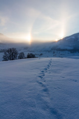 Fußspuren Winterlandschaft, Sonnenaufgang