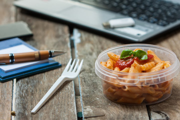 eating at work