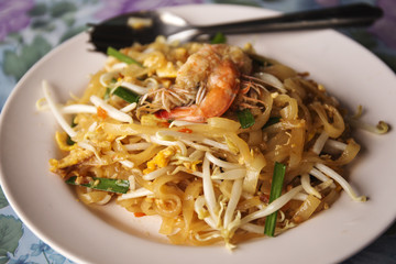 Pad Thai with shrimp