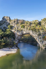 Fototapeta na wymiar Gorges de l'Ardeche - Pont d´Arc - Vallon (France)