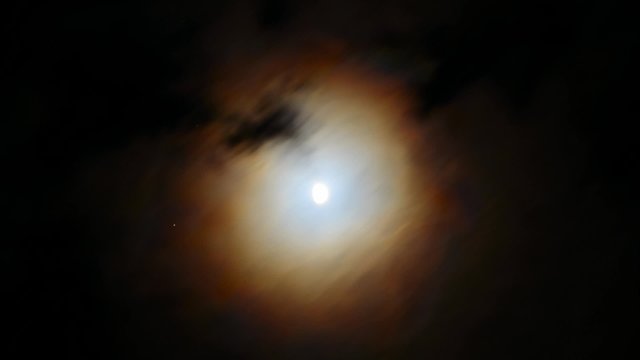 mond bunter schein viele wolken zeitraffer