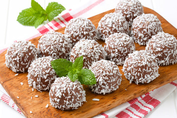 Chocolate coconut balls