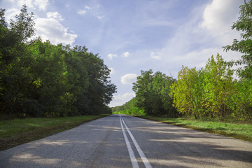 Obraz premium empty asphalt road in summer
