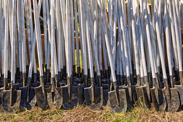 Row ground shovels