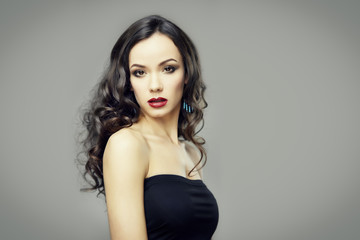 Fototapeta premium Gorgeous brunette lady
