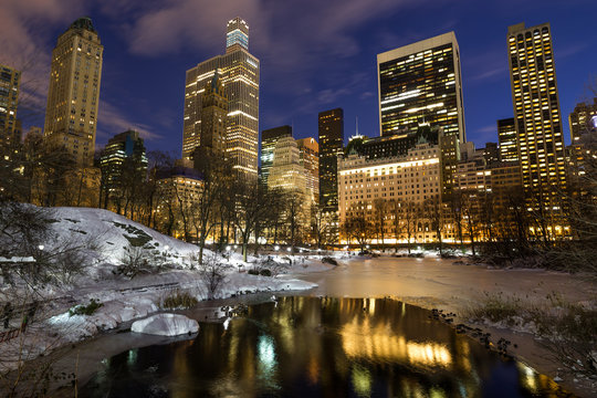 Fototapeta New York City Central Park in snow at night