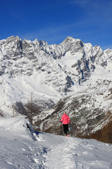 Ciaspolata da Cheneil, al cospetto del Cervino