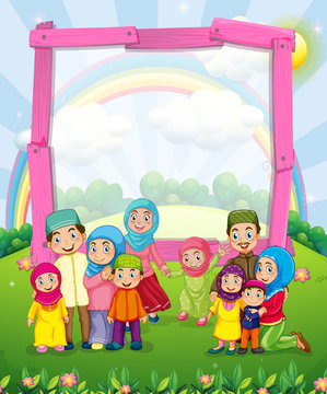 Border design with muslim family
