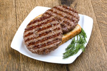 Grilled burger cutlet