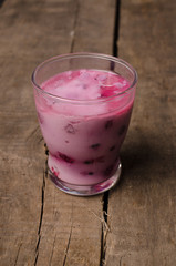 Organic yogurt with blueberries