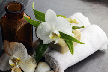 Spa orchid green towel
