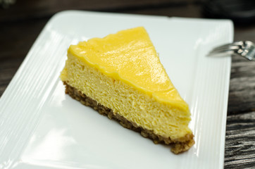 Lemon cheesecake