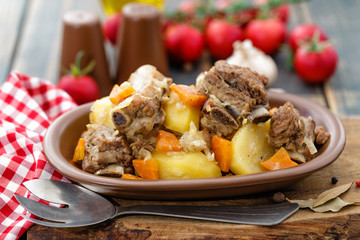 pork ribs with potato