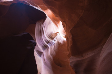 line in the antelope canyon