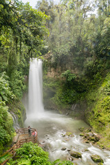 Fototapeta na wymiar Garden waterfall