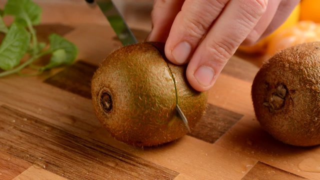 macedonia di frutta assortita - MONTAGGIO VIDEO CON DISSOLVENZA INCROCIATA