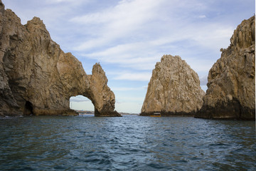 Fototapeta na wymiar El Arco de Cabo San Lucas in Mexico 