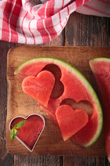 Obraz na płótnie Canvas watermelon heart shape