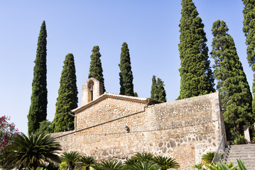 Obraz premium Cypress Ballearic Mallorca Churchyard