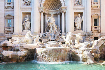 Fototapeta na wymiar Rome - Trevi fountain - Fontaine de Trevi